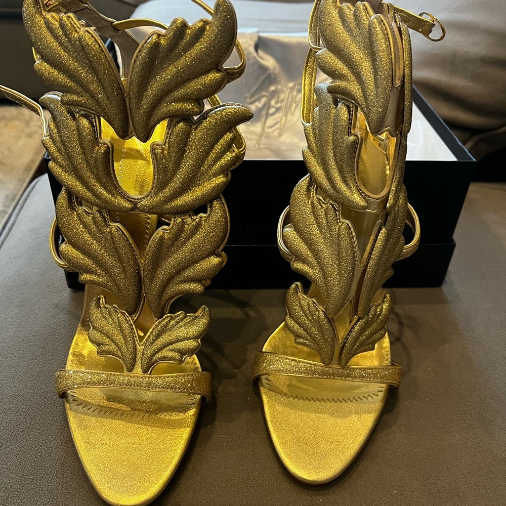 Giuseppe Zanotti Gold High Heels